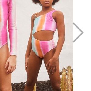 Molo Swimsuit 5T 110 EU Rainbow
